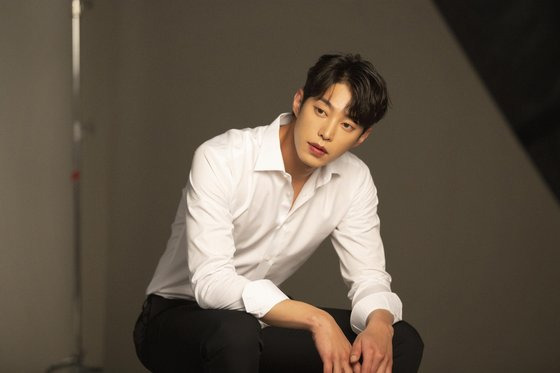 송원석