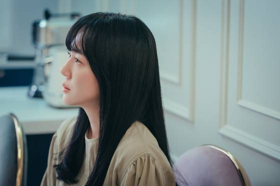 tvN 15주년 특별기획 수목드라마 '멜랑꼴리아'에서 지윤수 역을 맡은 임수정./사진제공=tvN