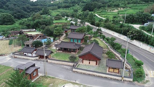 전남 광양시 김 시식지1길 57-6 ‘광양 김 시식지’는 설·추석 당일을 제외하고 연중무휴로 오전 10시부터 오후 5시까지 개방된다.