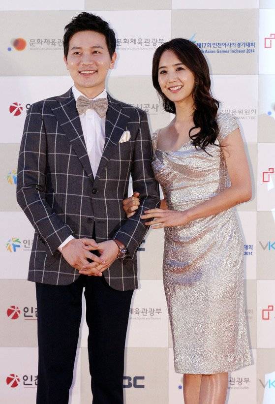 김정근 이지애 부부. 일간스포츠