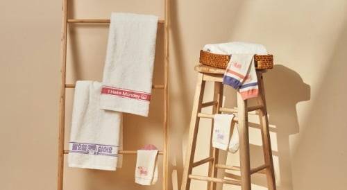 '아이 헤이트 먼데이'와의 콜라보 상품. / 출처=엔씨소프트 제공