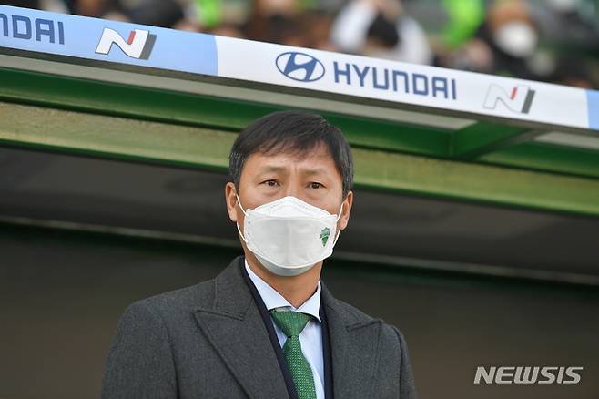 [서울=뉴시스]전북 현대 김상식 감독. (사진=전북 현대 제공)