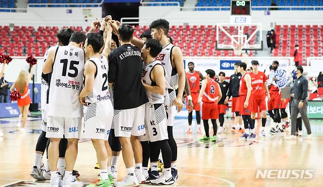 [서울=뉴시스]프로농구 수원 KT (사진 = KBL 제공)