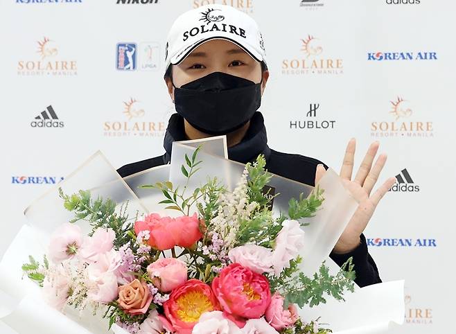 7일(한국시각) 공개된 여자 골프 세계랭킹에 따르면 고진영(솔레어)이 2위를 유지했다. /사진=뉴스1