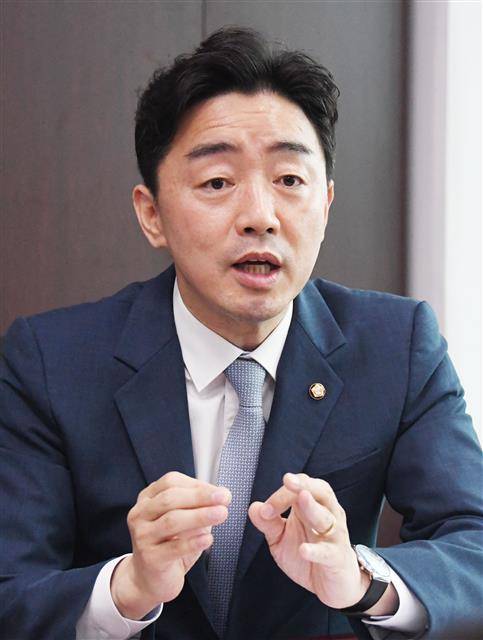 강훈식 더불어민주당 전략기획본부장