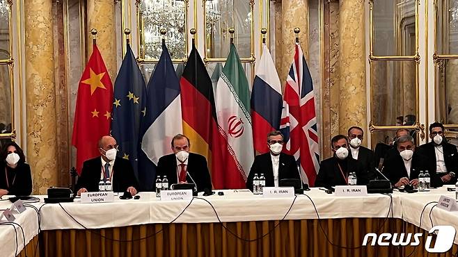 이란 핵 합의(JCPOA) 복원 로드맵 마련을 위해 지난 4월부터 오스트리아 빈에서 열리고 있는 회담의 7차 협상이 2021년 12월3일 진행된 모습, © 로이터=뉴스1 © News1 최서윤 기자