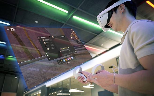오큘러스 VR 기기 퀘스트2. 국내에서는 SKT와의 협업으로 128㎇ 제품을 40만원대에 판매했다. /SKT 제공