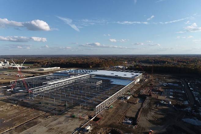 GM과 LG에너지솔루션의 합작법인 '얼티움셀즈' 합작 법인의 미국 오하이오 제1공장 건설 공사 사진. /사진=LG에너지솔루션 제공