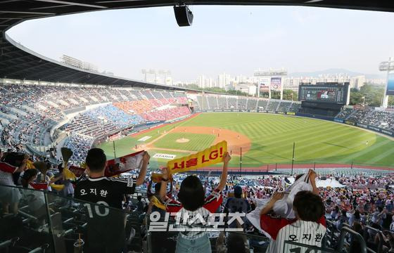 외국인 선수 재계약 관련해 난항이 이어지고 있는 KBO리그. IS 포토