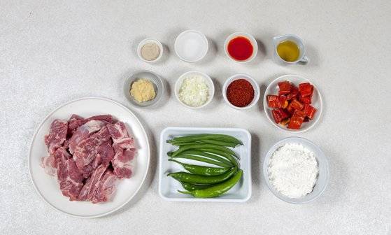 향라갈비 재료. 사진 송미성, 스타일링 스튜디오 로쏘.