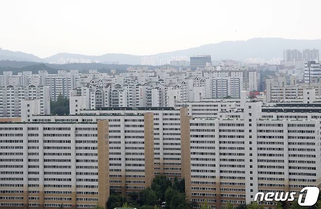 서울 노원구 아파트 단지 모습. 2021.8.1/뉴스1 © News1 권현진 기자