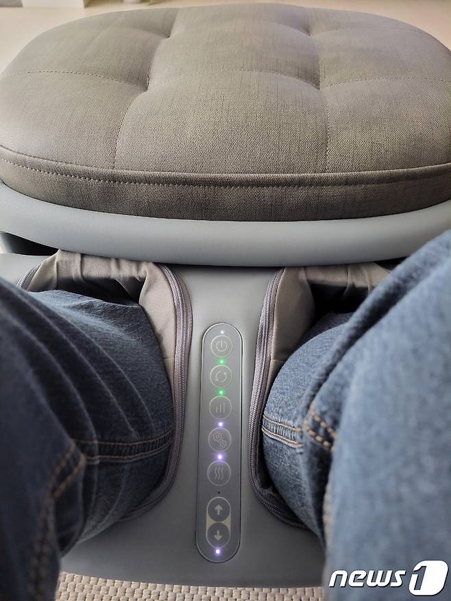 코지마 스툴형 발마사지기 컴피스툴 © 뉴스1