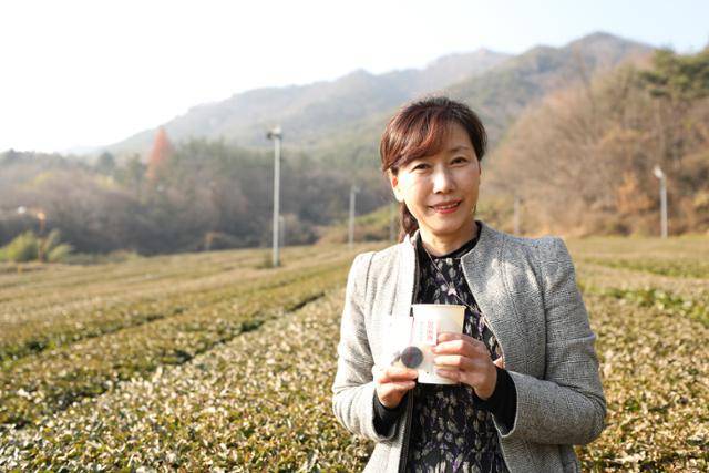 백운옥판차의 맥을 잇고 있는 이한영차문화원의 이현정 원장. ⓒ박준규