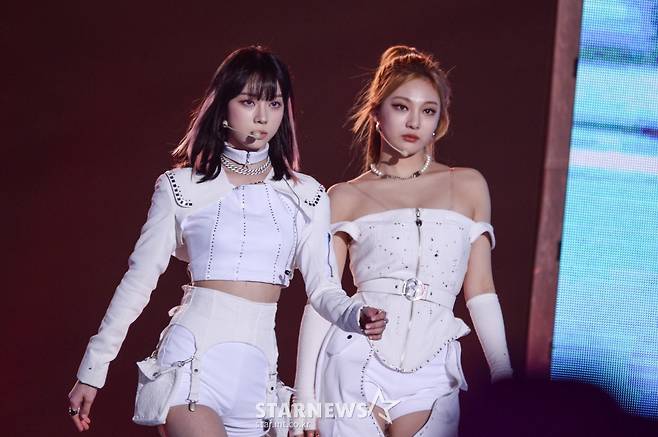 에스파 윈터-닝닝 '카리스마 넘치는 워킹'[★포토]