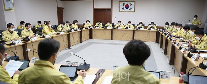 27일 군청 소회의실에서 개최된 '2021 대한민국 국향대전' 개최결과 보고회 모습