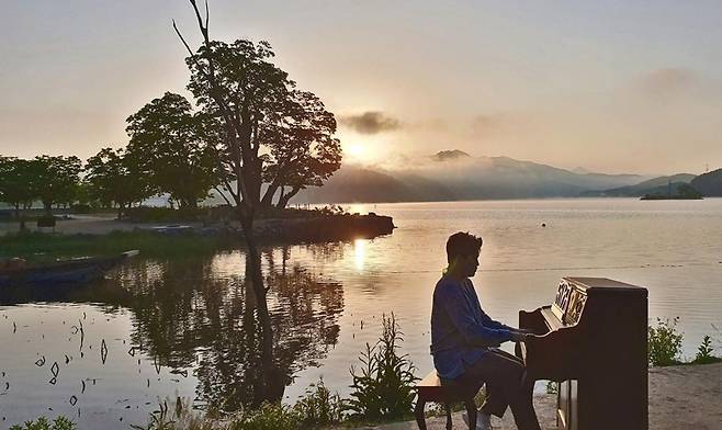 트로트 가수 김호중이 자신의 인스타그램에 새해 인사를 남겼다. /사진=김호중 인스타그램