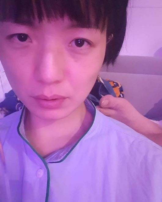 Gagwoman Ahn Young Mi is in her 40s with HusbandI think the little prince is forty years scary, and he wont break up, Ahn Young Mi said on her SNS on the 2nd.In the photo, Ahn Young Mi is taking a picture of herself as if she had just woken up, and Ahn Young Mi, who looks at the camera with blank eyes, is in her 40s this year.Behind Ahn Young Mi is the foot of Husband, the same age.40 The Cost Fear Ahn Young Mis Husband is a click prince, and 40 The Cost makes a laugh with fear.On the other hand, Ahn Young Mi is currently appearing on MBC Power FM Date of Two and MBC Radio Star.
