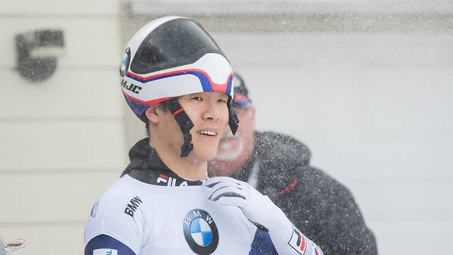 윤성빈, 정승기