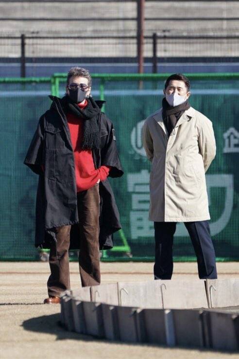 ▲ 신조 쓰요시(왼쪽) 닛폰햄 파이터스 신임 감독.ⓒ닛폰햄 파이터스 SNS