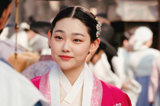 KBS 2TV 월화드라마 '꽃 피면 달 생각하고'에서 한애진 역을 맡은 강미나./사진=꽃피면달생각하고문화산업전문회사, 몬스터유니온, 피플스토리컴퍼니