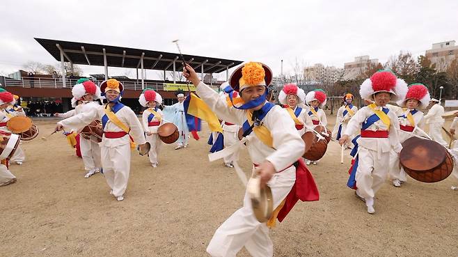 ‘신월지신밟기’.전통공연예술진흥재단 제공