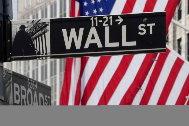 이날 월가에서는 하락장에서 사라는 조언이 나왔다. 나스닥도 오전 중 급락세를 보이다가 결국 소폭 상승 마감했다. /로이터연합뉴스