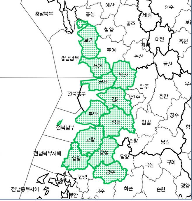 13일 많은 눈이 예상돼 충남 보령에서부터 전북 일대와 광주까지 대설 예비 특보가 발령될 예정이다. 기상청 제공