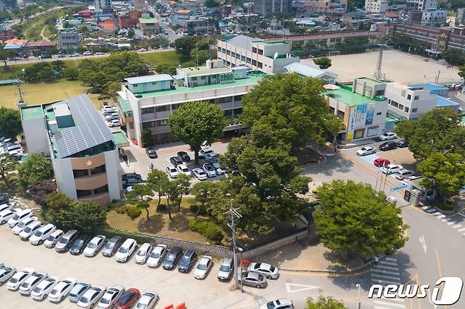 홍성군청사© 뉴스1