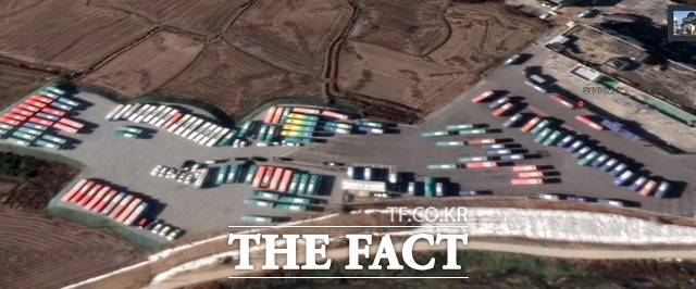 강화터미널 인근에 조성된 공영차고지 옆으로 강화티엘이 조성한 버스 차고지가 위치해있다. 사진=구글 위성지도 캡쳐.