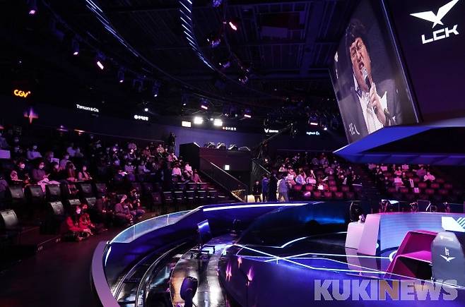 12일 오후 5시 서울 종로 롤파크에서 '2021 LCK' 스프링 시즌 개막식이 열렸다.&nbsp; &nbsp;사진=박효상 기자