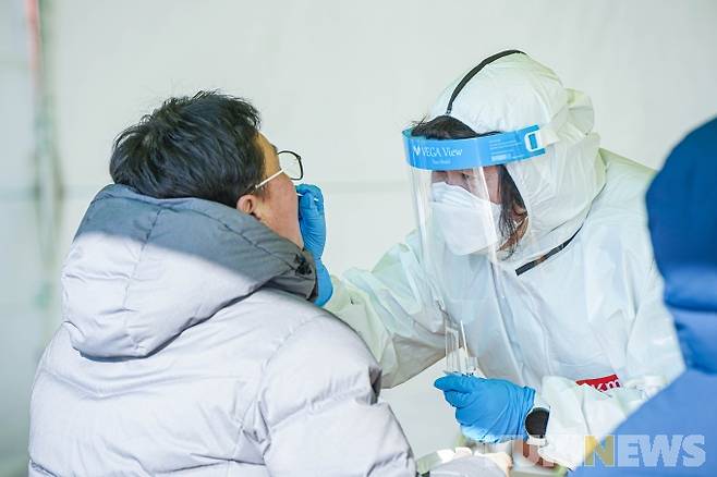 전남지역 코로나19 확진자가 1월 들어 12일 만에 1000명을 넘어섰다. 1월 누적 목포 392명, 무안 133명, 나주 117명으로 이들 3곳이 전남 확진자의 61%를 점유하면서 확산을 주도하는 양상이다.[사진=목포시]