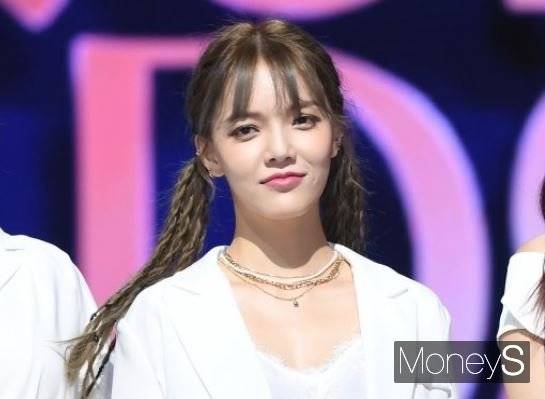 아이돌 그룹 AOA(에이오에이)를 탈퇴한 지민(본명 신지민)이 FNC 엔터테인먼트와 전속계약이 만료됐다. /사진=장동규 기자
