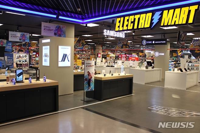 [대구=뉴시스]김정화 기자 = 대구 1호 점포인 이마트 성서점이 전관 리뉴얼로 미래형 점포로 탈바꿈한다. (사진 = 이마트 제공) 2022.01.13. photo@newsis.com