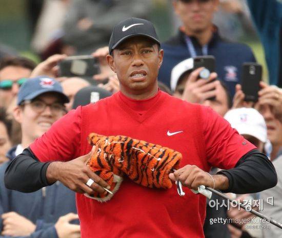 타이거 우즈가 2021년 PGA투어 최다승에 도전한다.
