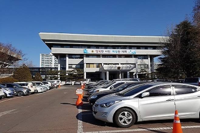 인천시의회 전경(사진=장관섭기자)