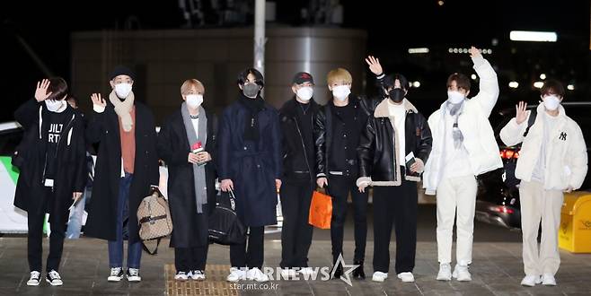 골든차일드 '개성넘치는 공항패션'[★포토]