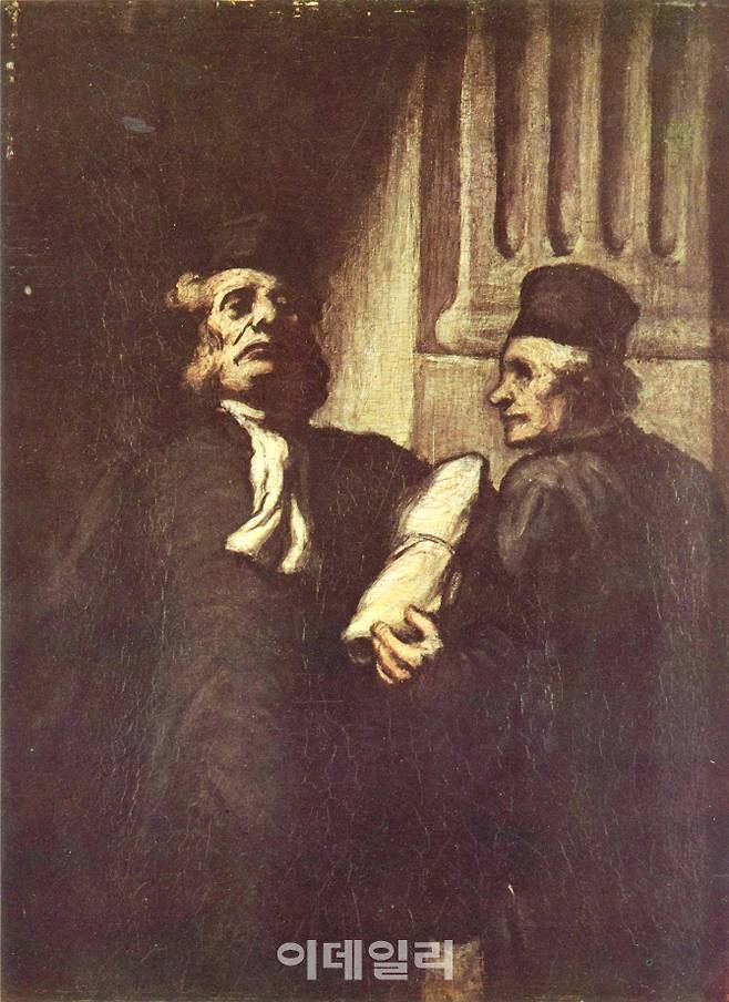 오노레 도미에의 ‘두 명의 변호사들’(1860s). 19세기 프랑스 정치와 부르주아에 대한 신랄한 풍자와 서민의 고단한 삶을 묘사하는 등 당대 현실을 날카롭게 지적했던 도미에의 풍자화 중 하나. 정의실현과 거리가 멀었던 법정을 변호사와 판사만을 등장시킨 묘사로 꼬집고 있다. 나무 패널 위에 유채, 34×26㎝, 프랑스 리옹 보자르미술관 소장.