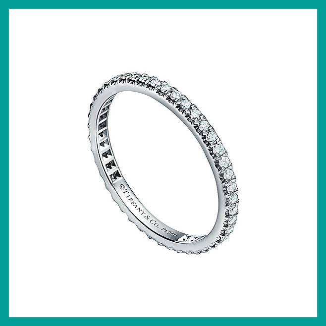 솔리스트 풀 이터니티 링 5백만원대 티파니.