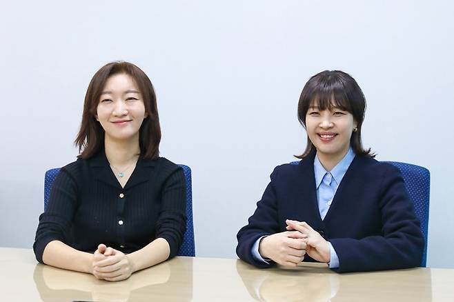 ‘돌싱글즈’ 박선혜 PD(왼쪽)와 정선영 작가. 사진ㅣMBN