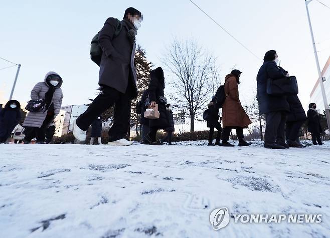 전국 곳곳 아침까지 눈·비 [연합뉴스 자료사진]