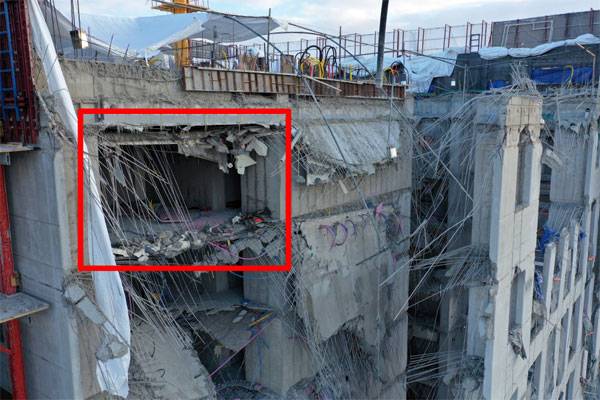 붕괴된 광주 아파트 사고 현장 사진을 보면 38층(네모)을 비롯해 구조물이 붕괴하고 남은 층에서 콘크리트 타설 하중을 견디는 비계기둥 등 지지대가 없는 것으로 보인다. [사진 = 연합뉴스]
