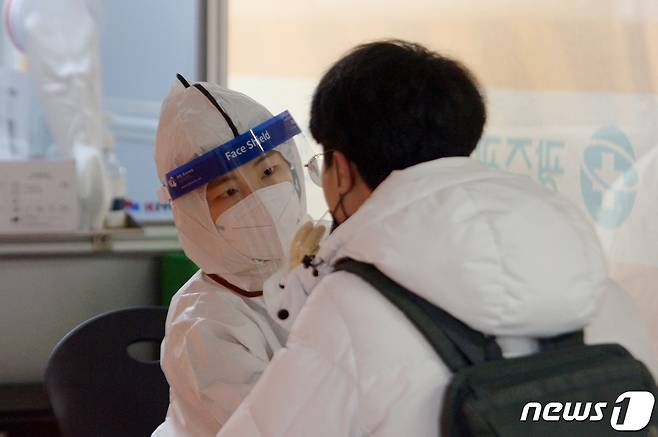 16일 충북에서 신종 코로나바이러스 감염증(코로나19) 확진자 42명이 추가됐다.(사진은 기사 내용과 무관함) / 뉴스1 © News1