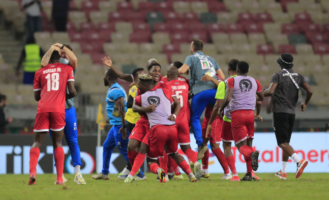 2021 아프리카 네이션스컵 조별리그에서 적도기니가 알제리를 1-0으로 꺾었다. 다울라|로이터연합뉴스
