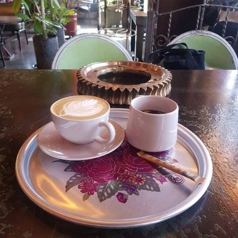 레트로 열풍에 인기를 끌고있는 소품들. [사진 홍미옥]