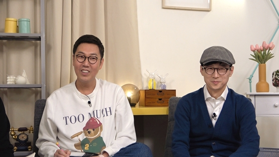 KBS 2TV '옥탑방의 문제아들'에 김영철(사진 왼쪽), 이근철이 출연해 시청자들과 만난다./사진제공=KBS
