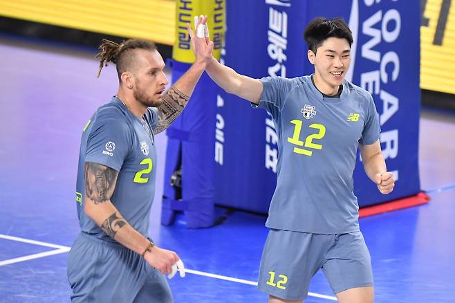 현대캐피탈이 우리카드를 3-2로 제압했다.(한국배구연맹 제공)© 뉴스1