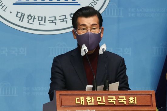 '굿바이, 이재명' 저자 장영하 변호사 [이미지출처=연합뉴스]