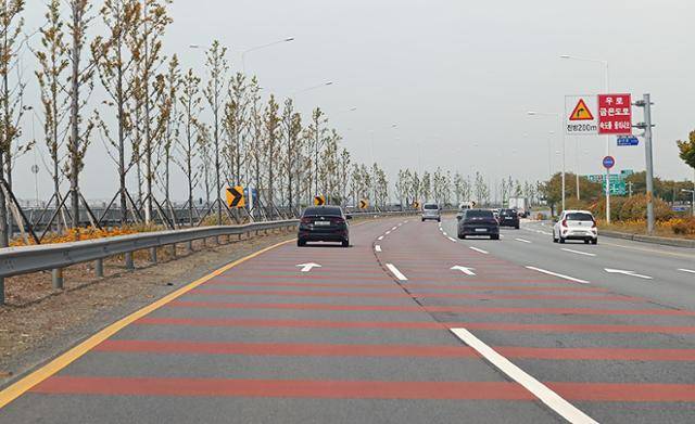 마세라티 콰트로포르테 S Q4 자유로 연비