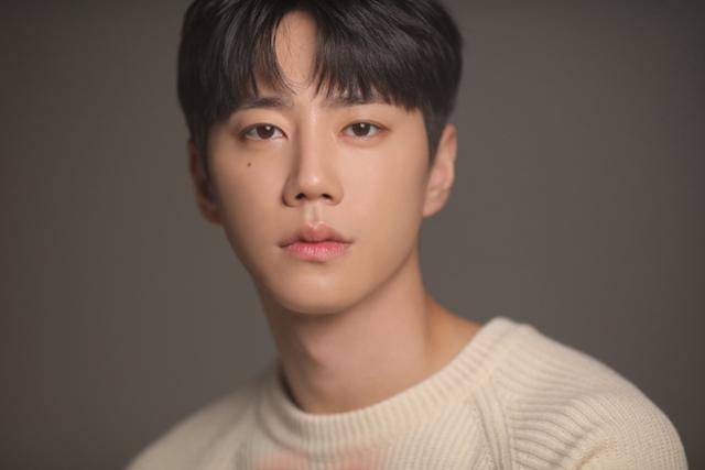 이준영이 주연을 맡은 '너의 밤이 되어줄게' 관련 이야기를 전했다. 제이플랙스 제공