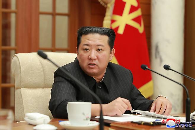 North Korean leader Kim Jong-un presides over a politburo meeting of the Workers‘ Party of Korea at the headquarters of the Party Central Committee in Pyongyang on Wednesday. (Yonhap)